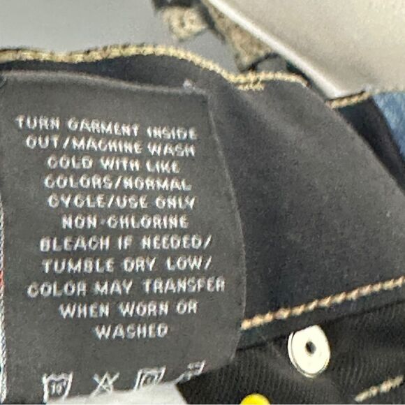 Torrid Womens Bombshell Skinny Premium Stretch Jeans Size 18S  SHORT Distressed‎ - Picture 11 of 11